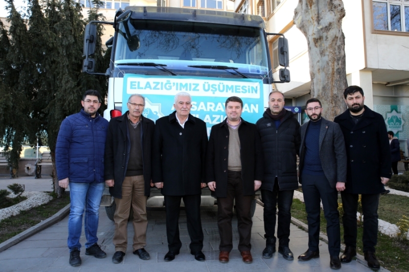 Aksaray Halkı, Başkan Dinçer’in Çağrısı İle Elazığ İçin Tek Yürek Oldu 