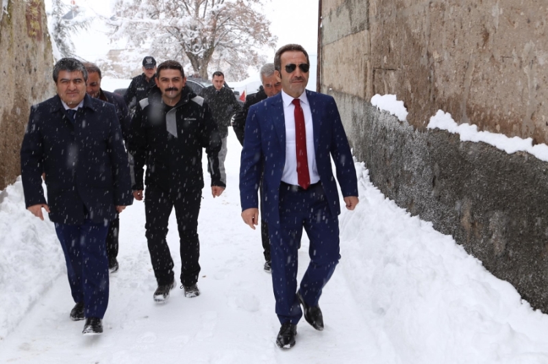 Vali Ali Mantı Güzelyurt İlçesini ziyaret etti