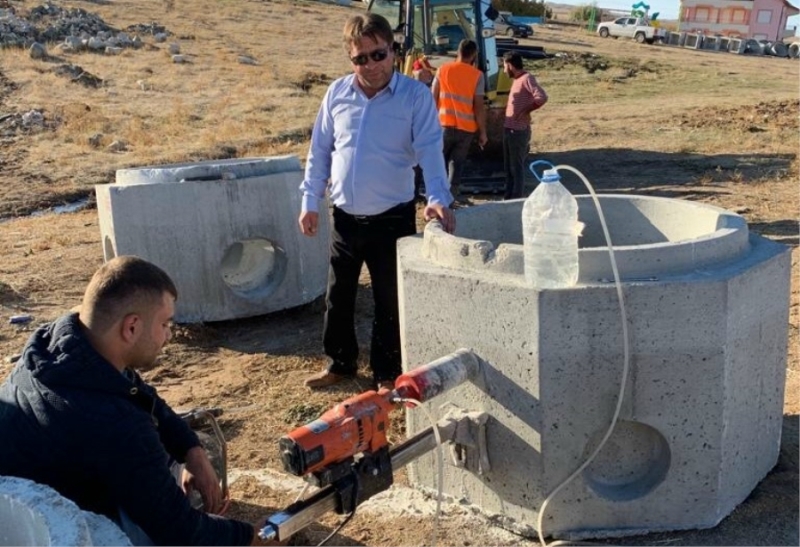 Sarıhasanlı Köyünün Kanalizasyonunu Tamamladı