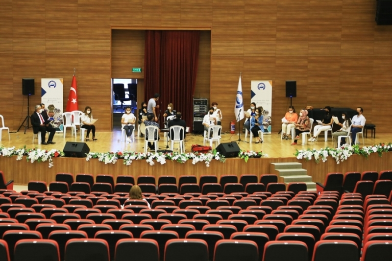 ASÜ Personel Korosu repertuvar çalışmalarını sürdürüyor