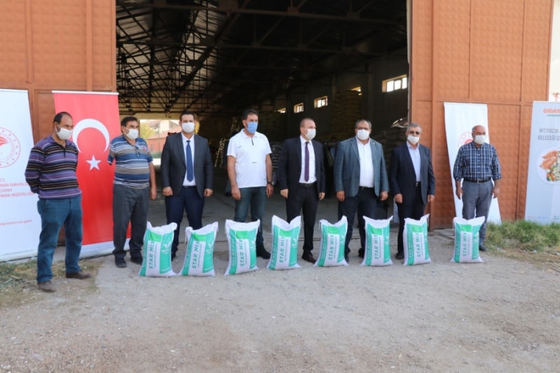 Meraları kurtarmak için yüzde 75 hibeli yem bitkisi dağıtıldı