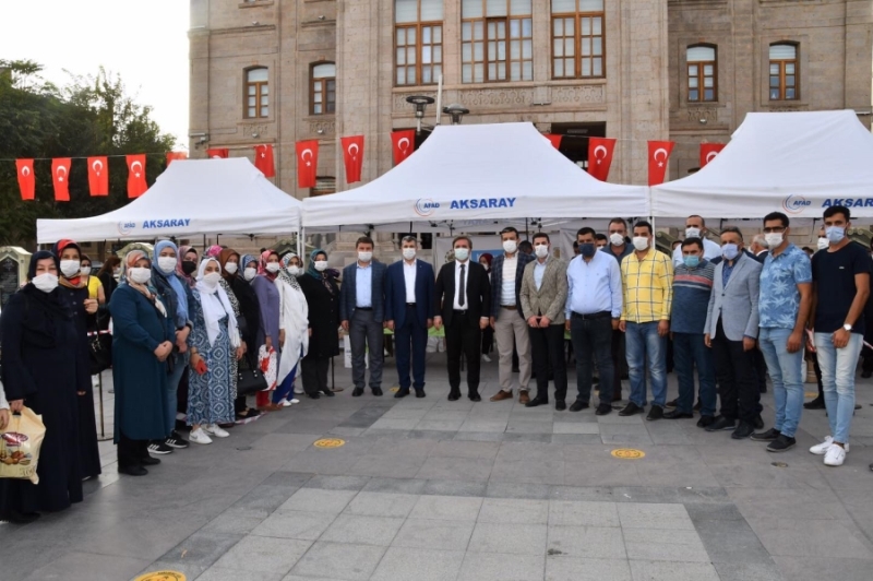 KİTAP OKUMAK, GELECEĞİMİZİ ŞEKİLLENDİRİR