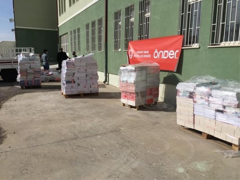 Önder İmam Hatipliler Derneğinden Eğitime 23 Bin Kaynak Kitap Desteği