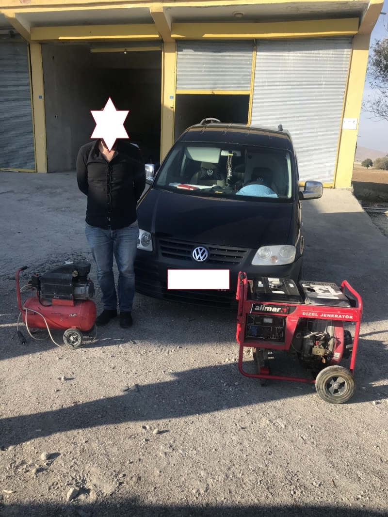 Oto yol inşaatından hırsızlık yapan zanlı yakalandı