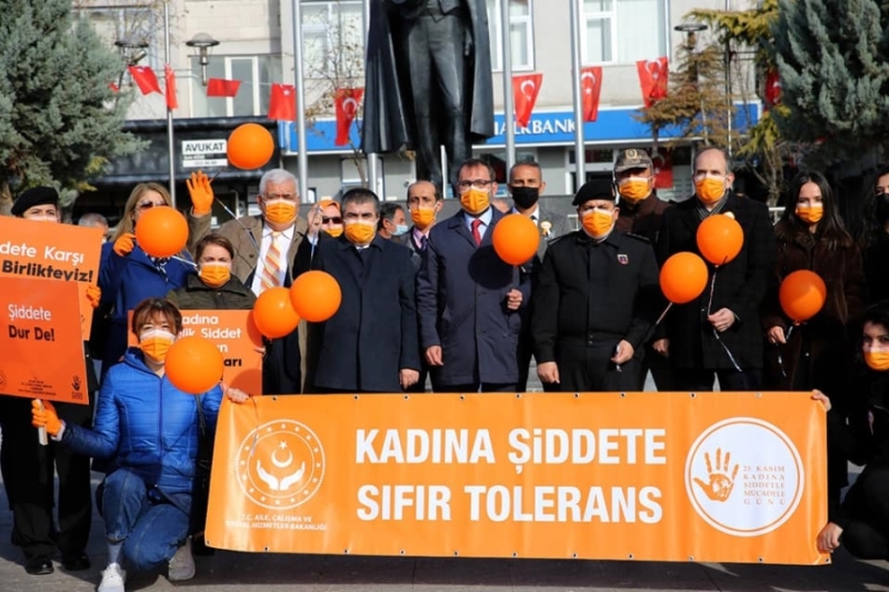 KADINA ŞİDDETE HAYIR, FARKINDALIĞI İÇİN YÜRÜDÜLER