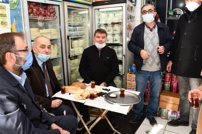 Başkan Evren Dinçer Vehbibey Caddesi Esnaflarının Sıkıntılarını Dinledi