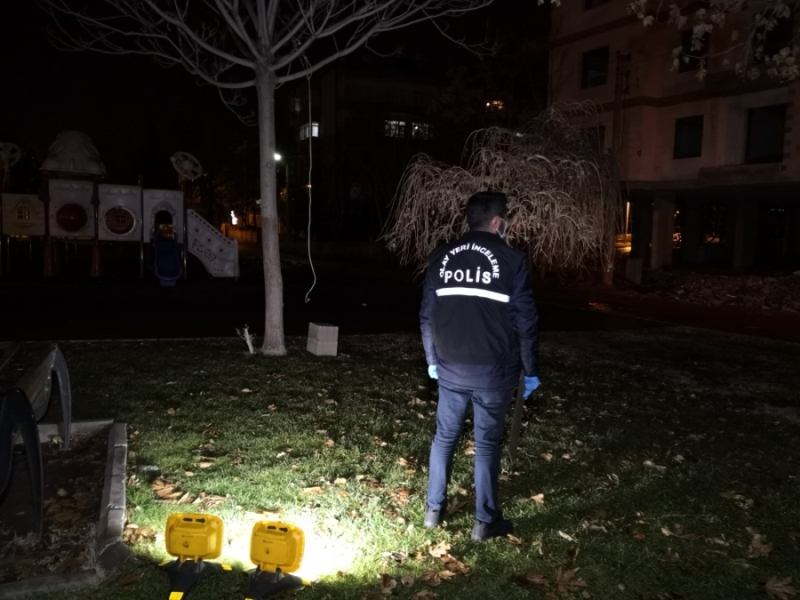 İntihar etmek isteyen kişi son anda kurtarıldı