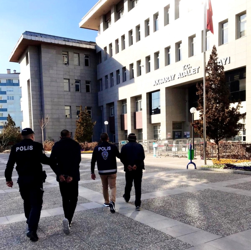 Motosiklet hırsızları tutuklanarak cezaevine gönderildi