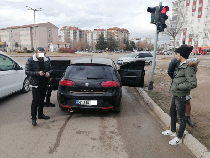 Polis
