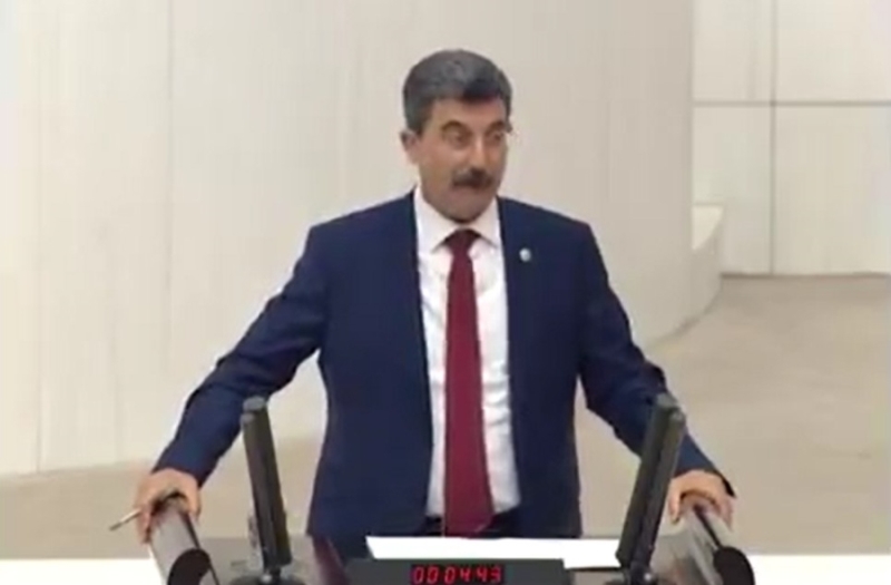 Erel yaşanan mağduriyetlerin biran önce çözülmesini yetkililerden talep etti..