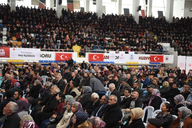 AKSARAY BELEDİYESİ VE TOKİ İŞBİRLİĞİNDE YAPILACAK OLAN KONUTLARIN ÇEKİLİŞLERİ YAPILDI