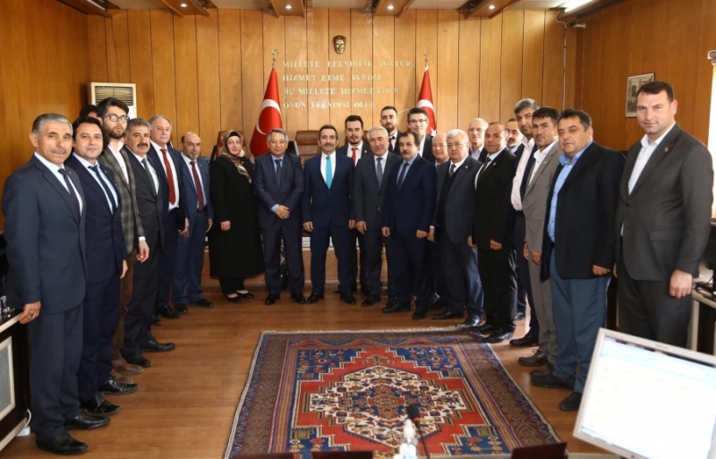 Vali Mantı İl Genel Meclisi’ni ziyaret etti