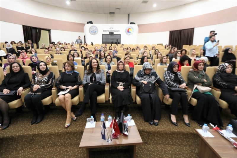 Kadınım, Güçlüyüm, Haklıyım, Farkındayım