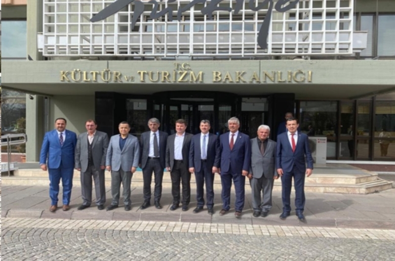 Aksaray Heyeti Nadir Alpaslan’ı Ziyaret Etti.