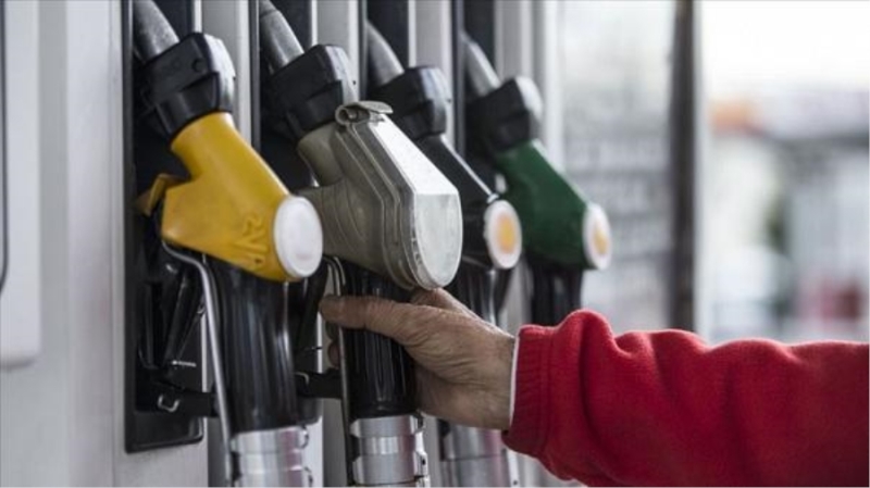   Araç Sahiplerinin Dikkatine; Benzine Zam Geliyor 