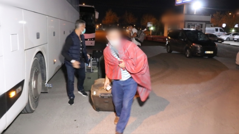  98 Türk vatandaşı, otobüslerle Aksaray