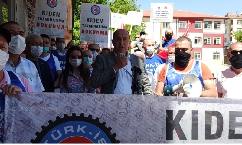 İşçiler Yüksek Sesle Kıdem Tazminatımıza Dokundurtmayız Dedi