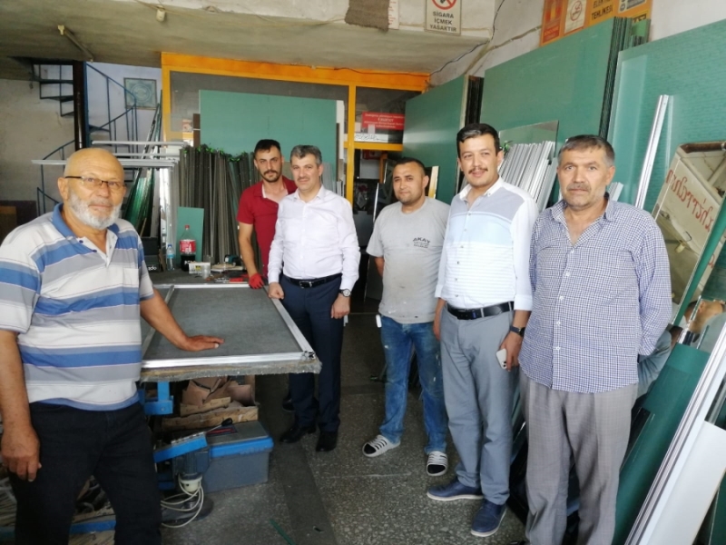 Esnafımızın sıkıntılarını çözme noktasında yardımcı olmaya çalışıyoruz
