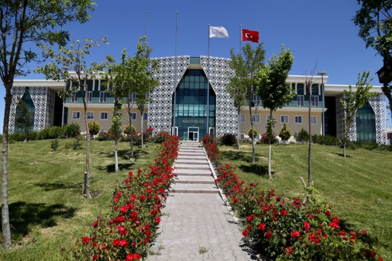 ASÜ, DÜNYA SIRALAMASINDA 227 BASAMAK BİRDEN YÜKSELDİ