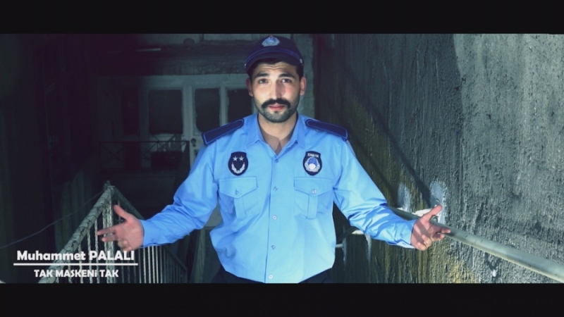 Aksaray Belediyesinden “Tak maskeni tak” rap klibi