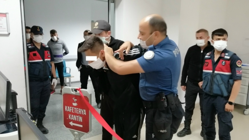 Ayağına savcı isteyen uyuşturucu taciri; “Terörist olup bekçilere mermi sıkacaksın”