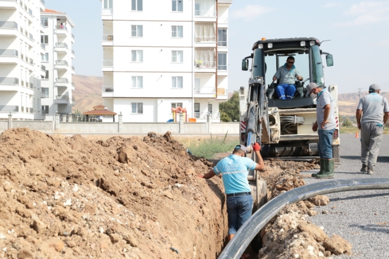 Mahallelerin Alt Yapı Eksiklikleri Tamamlanıyor