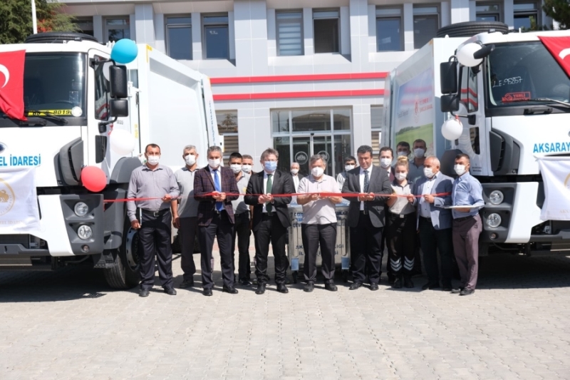 Özel İdareye 2 Adet Çöp Toplama Aracı ve 1000 Adet Konteyner Hibe Alındı