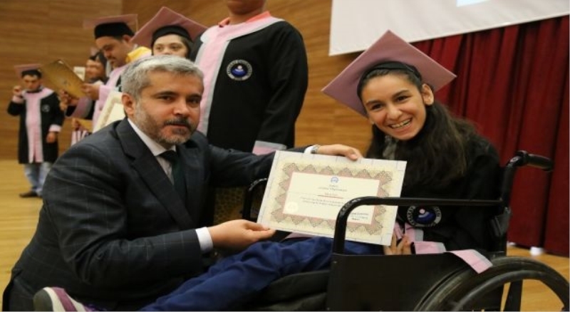 ASÜ’ye iki yeni program