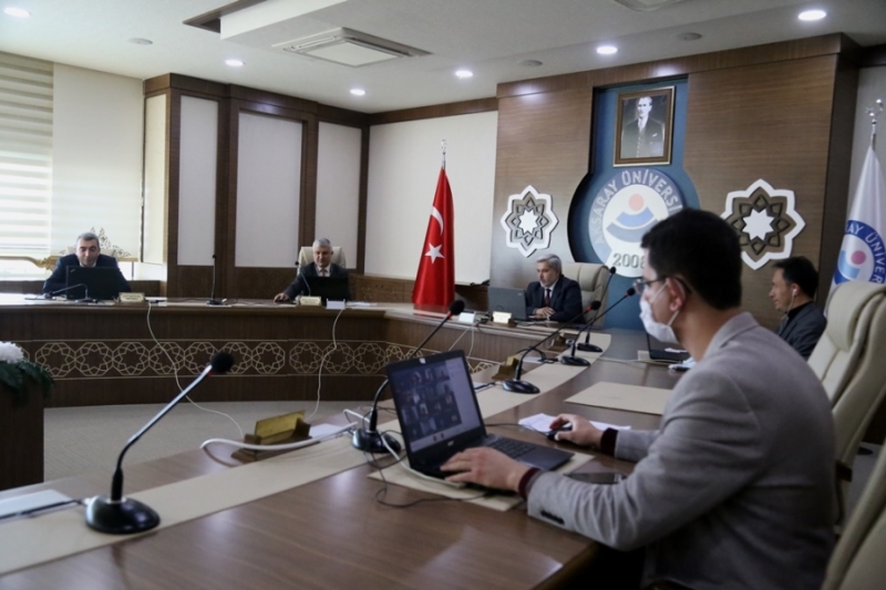 ÖĞRENCİLERLE İKİNDİ ÇAYI BULUŞMALARI DİJİTAL ORTAMA TAŞINDI