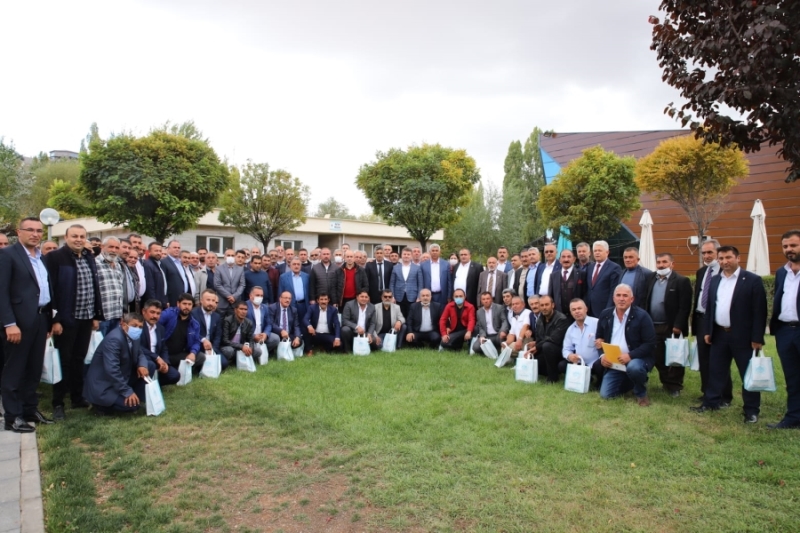 19 Ekim Muhtarlar Gününde Başkan Dinçer Köy Belde Ve Mahalle Muhtarları İle Biraraya Geldi