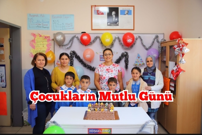 KÖY OKULUNDAKİ ÇOCUKLARA DOĞUM GÜNÜ SÜRPRİZİ
