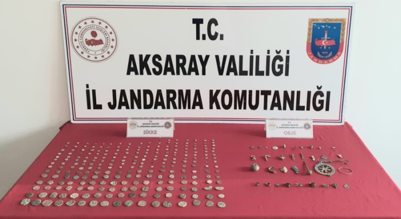 Kaçak Kazı Yapan 2 Defineci Yakalandı