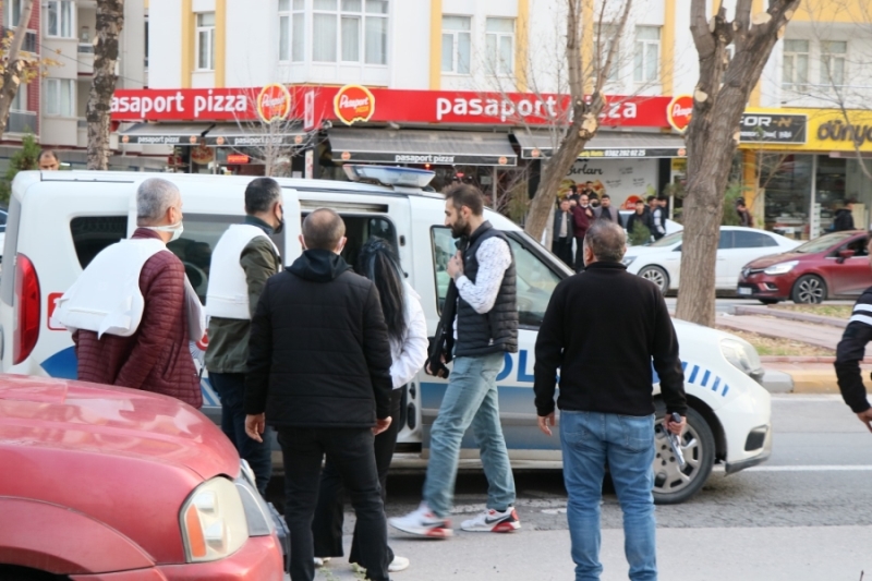 Husumetli olduğu kişiyi pompalı tüfekle vurdu