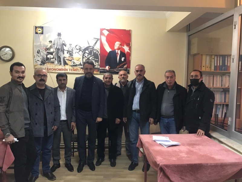 Başkan Zeybek 5. kez güven tazeledi
