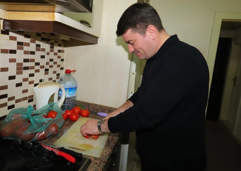 Öğrenciler İstedi, Başkan Dinçer Menemen Yaptı