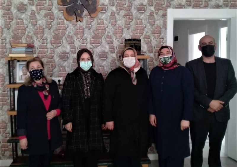 Emine Aydoğdudan Koruyucu ailelere ziyaret