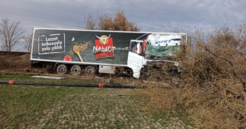 Aksaray Konya karayolunda meydana gelen trafik kazasında 1 kişi yaralandı