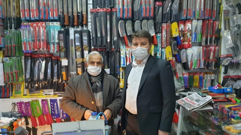 BAŞKAN DİNÇER KAPALI ÇARŞI ESNAFINI ZİYARET ETTİ