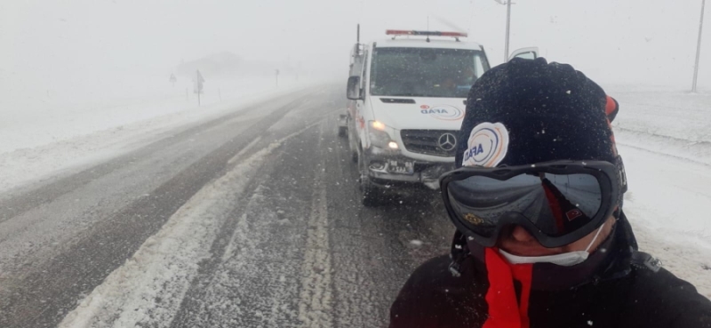 Tipi etkisini kaybetti, Aksaray Ortaköy Devlet Yolu tekrar trafiğe açıldı.