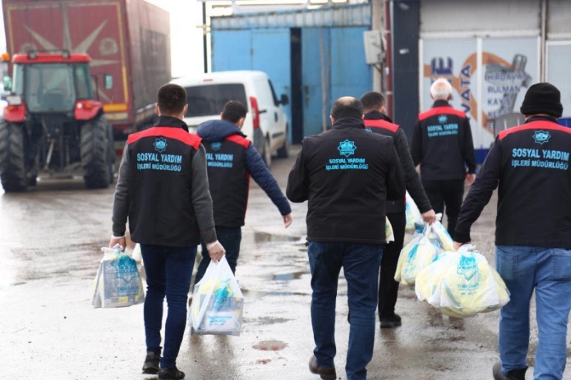Aksaray Belediyesinin Ramazan Ayında Gelenek Haline Getirdiği Tahinli Pide Dağıtımları Bu Yılda Devam Ediyor