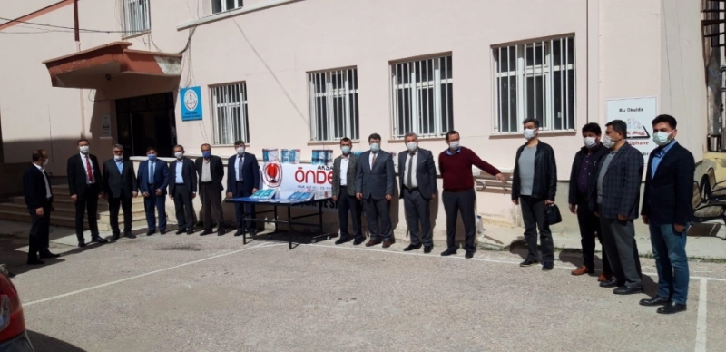 ÖNDERDEN EĞİTİME KAYNAK KİTAP DESTEĞİ