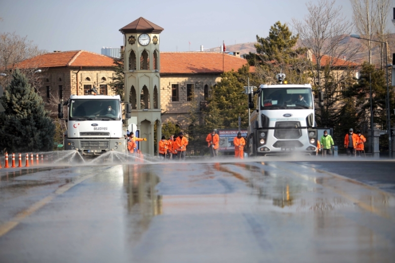 BAŞKAN DİNÇER DAHA TEMİZ VE SAĞLIKLI BİR AKSARAY İÇİN ÇALIŞIYORUZ’ DEDİ
