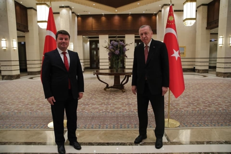 CUMHURBAŞKANI ERDOĞAN’DAN BAŞKAN DİNÇER’İN PROJELERİNE TAM DESTEK