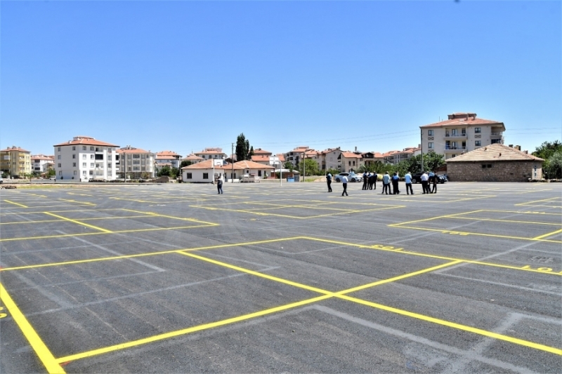 PERŞEMBE PAZARI YENİ YERİNDE HİZMETE GİRİYOR 