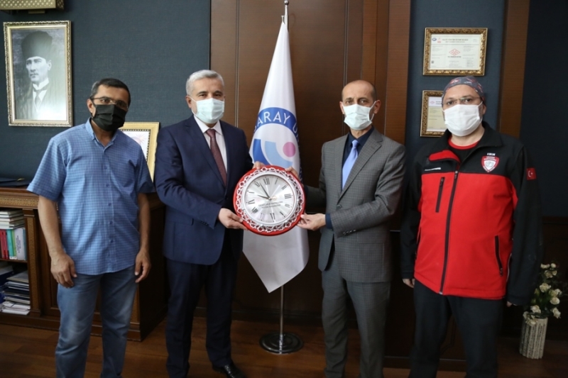 İYİLİK VE DAYANIŞMA İNSANİ HASLETLERİN BAŞINDA GELMEKTEDİR