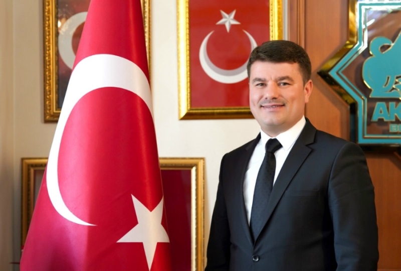 BAŞKAN DİNÇER; ‘’15 TEMMUZ MİLLİ İRADEMİZE SAHİP ÇIKTIĞIMIZIN TÜM DÜNYAYA İSPATIDIR
