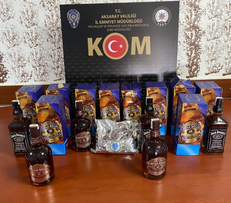 Makaron ve sahte içki satıcısı 3 kişi yakalandı
