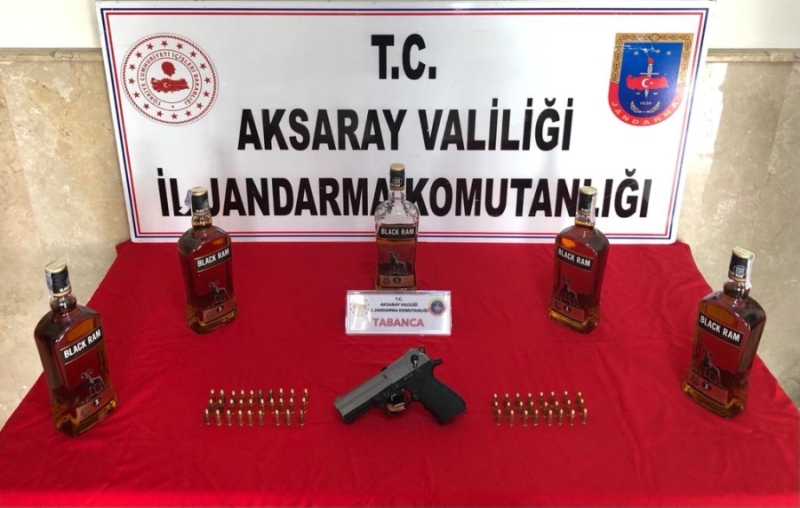 Uyuşturucu ve Kaçak İçki İmalatı ve Ticareti Yapan 8 Şüpheli Yakalandı 