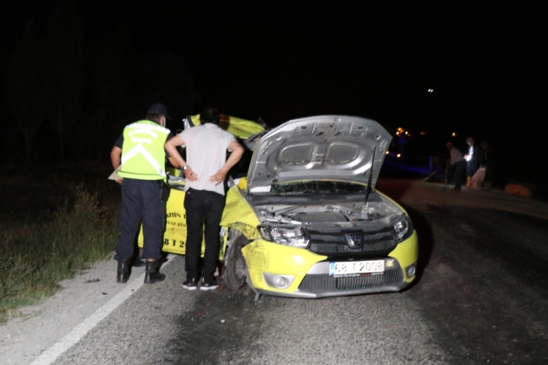 Traktör ve araç kazasında yaralılardan biri öldü