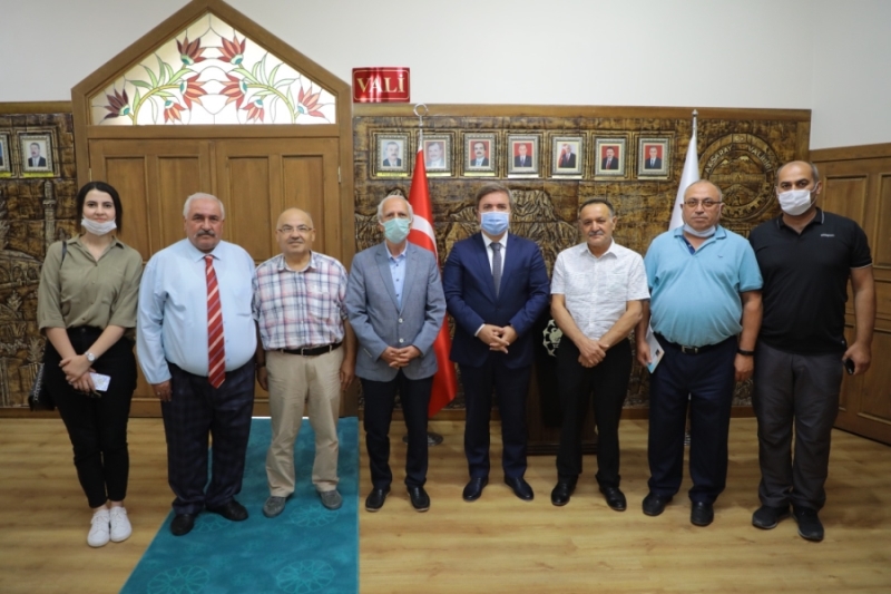 Gazetecilerle yatırım ve projeler değerlendirildi